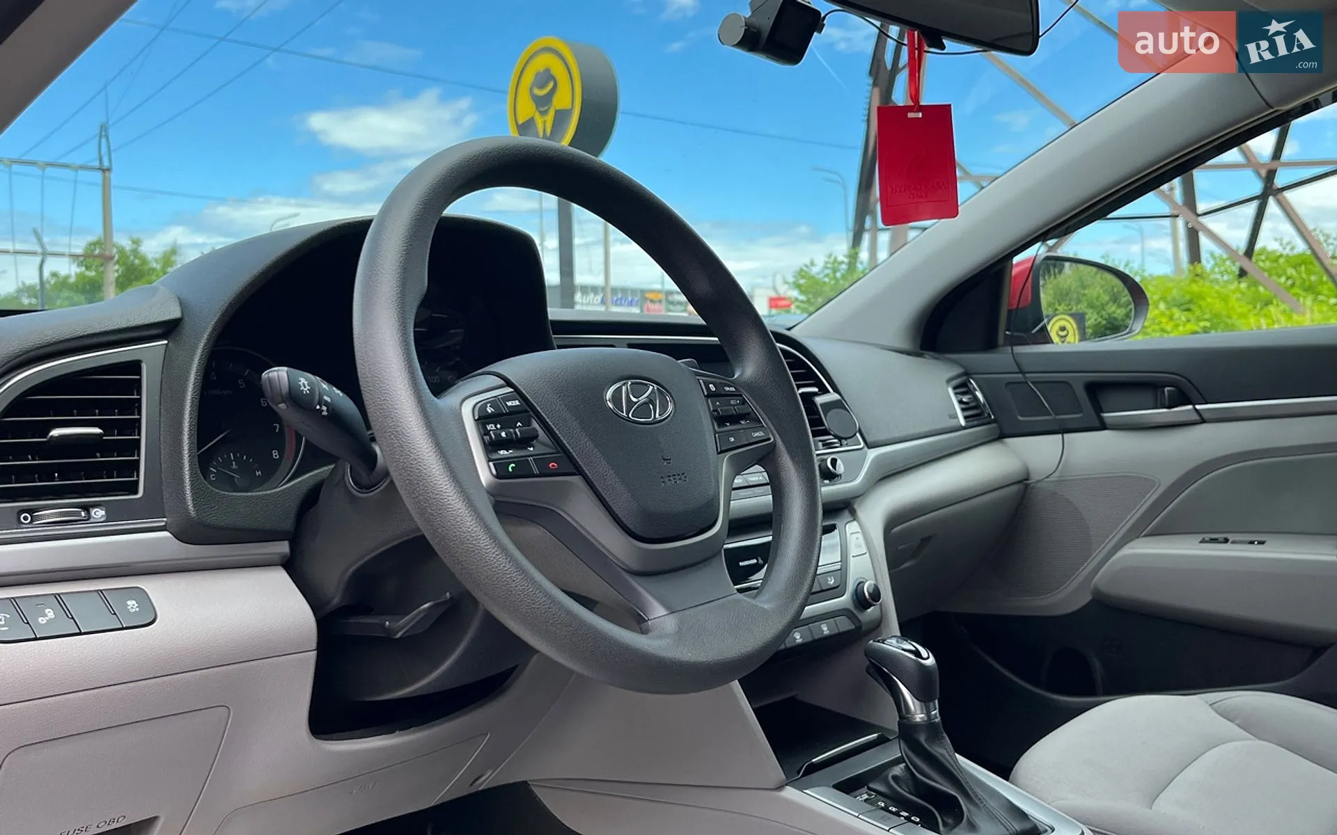 2018 Hyundai Elantra - мініатюра 13