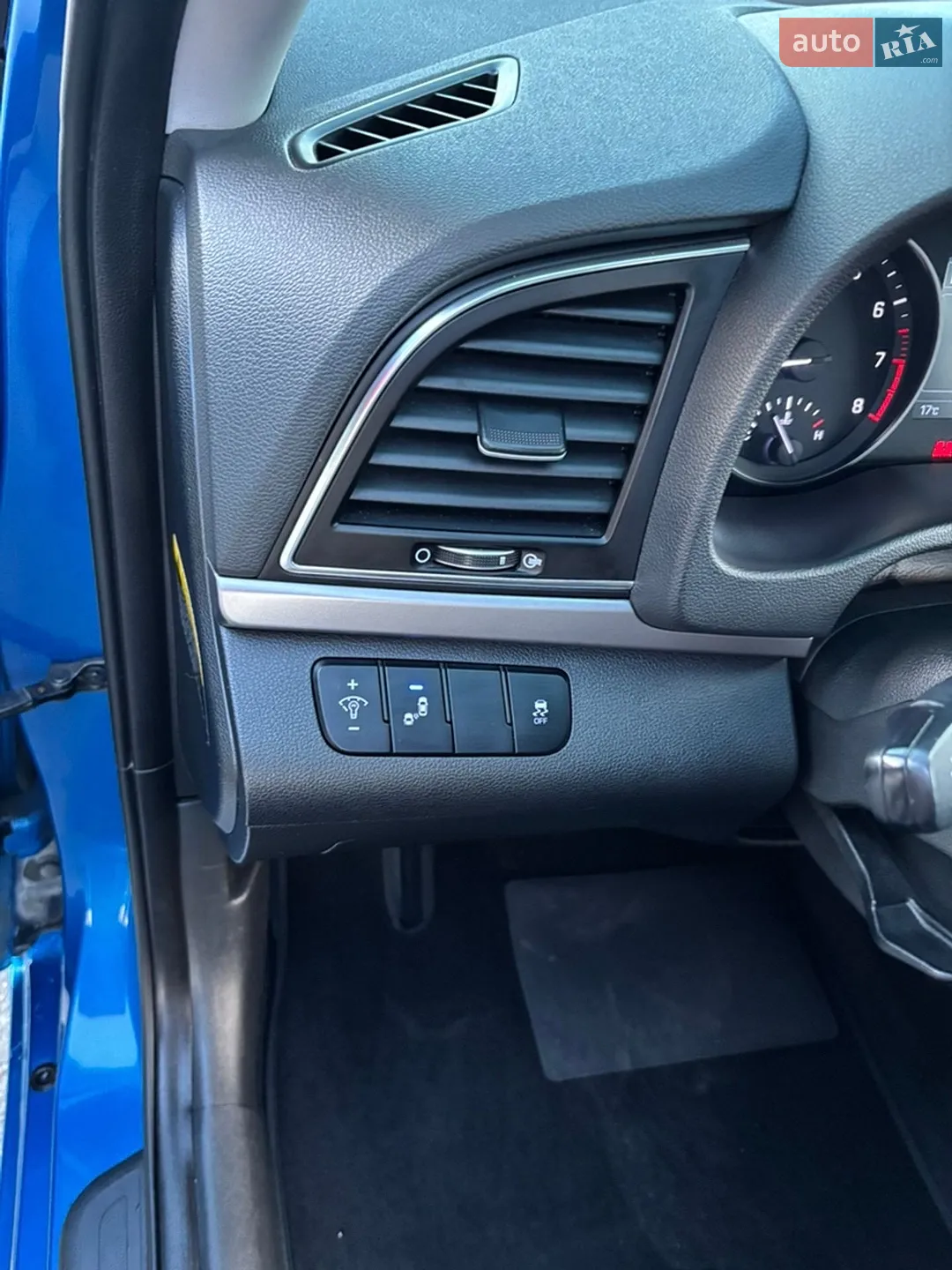 2016 Hyundai Elantra - мініатюра 10