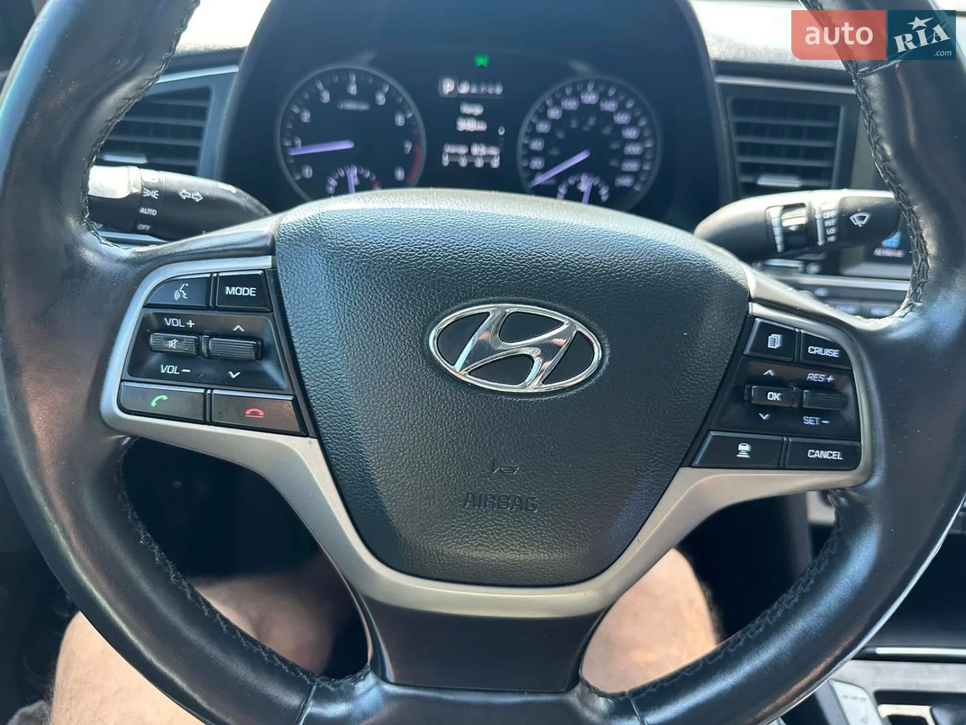 2018 Hyundai Elantra - мініатюра 14