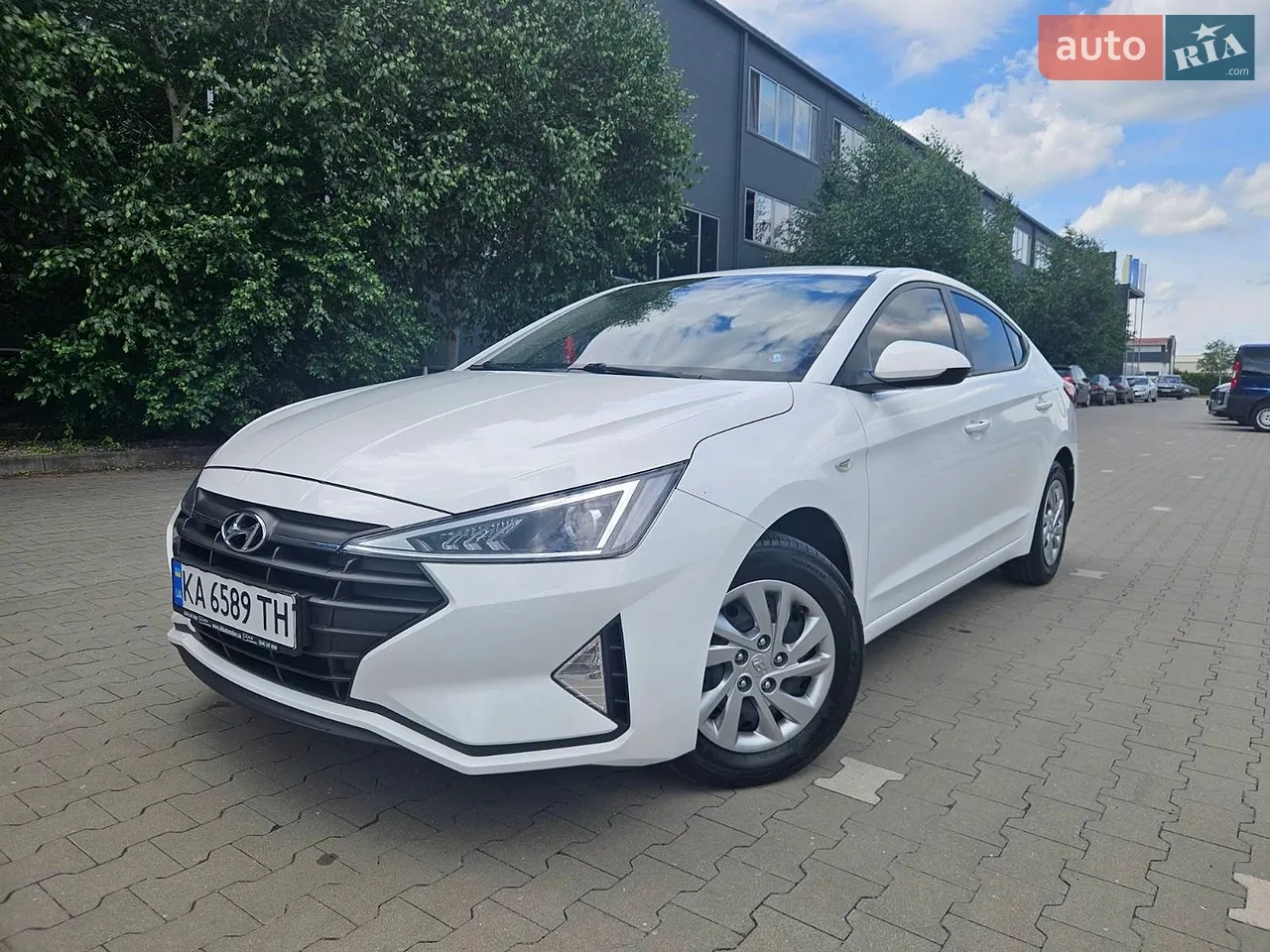 2021 Hyundai Elantra - мініатюра 18
