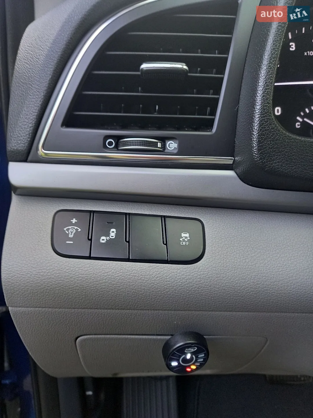 2016 Hyundai Elantra - мініатюра 15