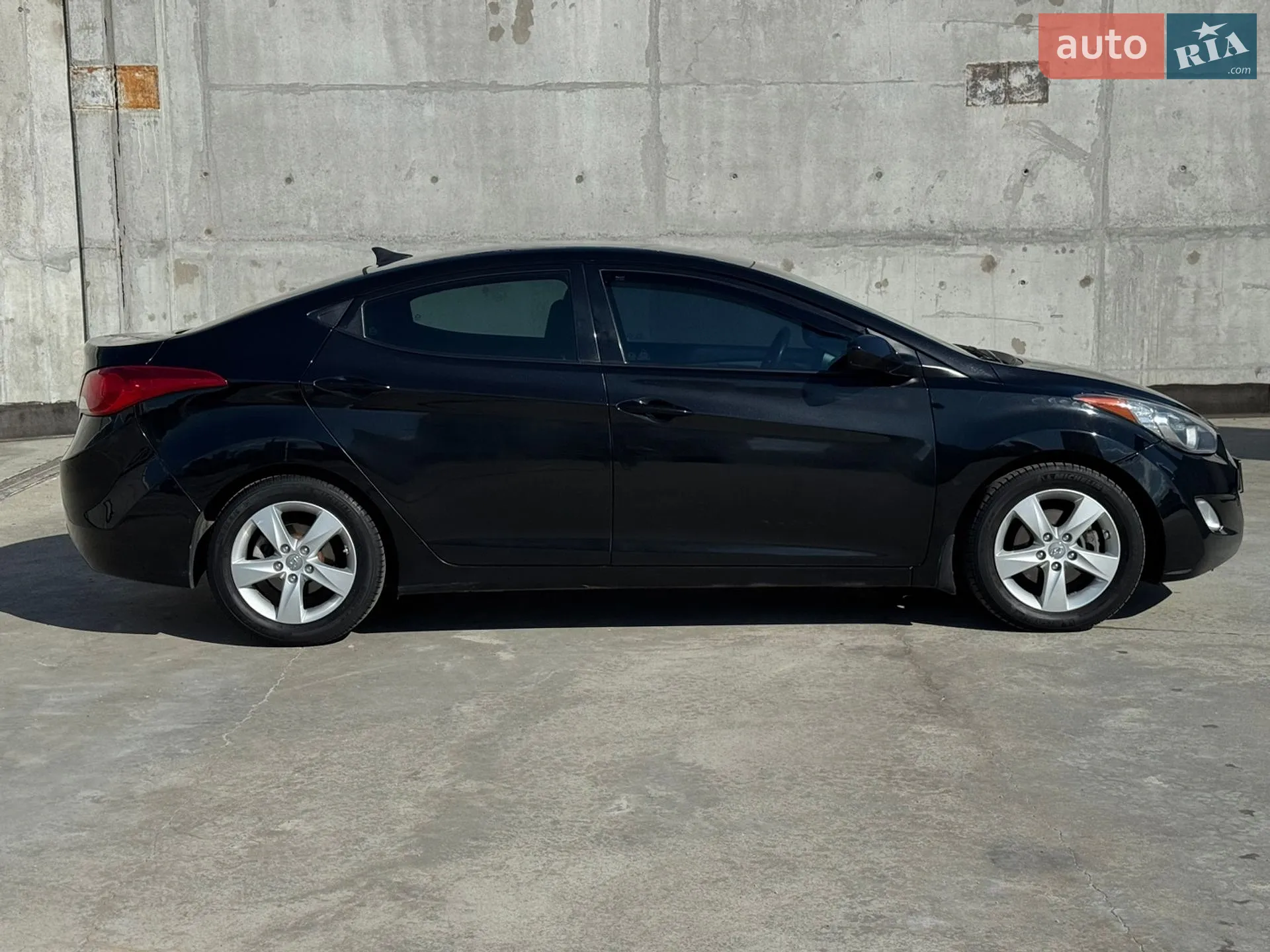 2013 Hyundai Elantra - мініатюра 7