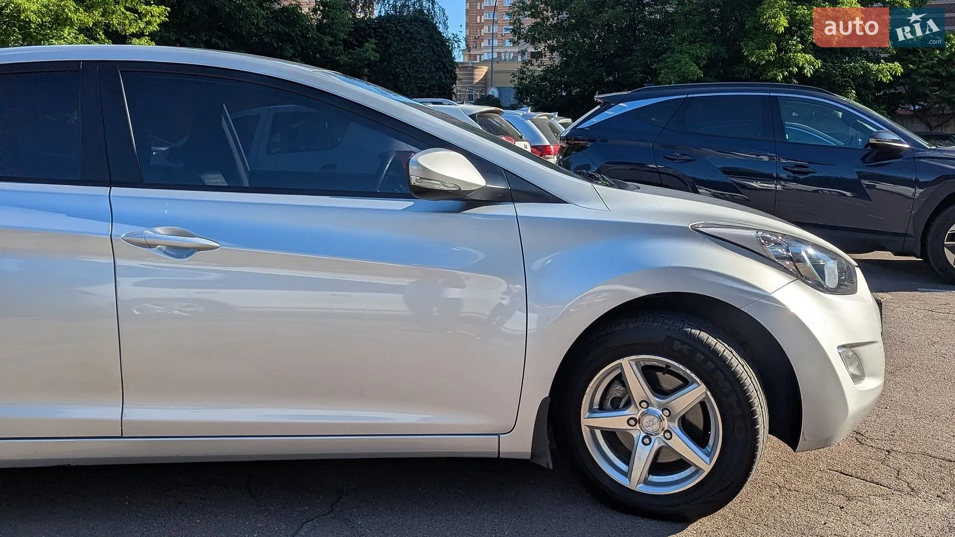 2011 Hyundai Elantra - мініатюра 21