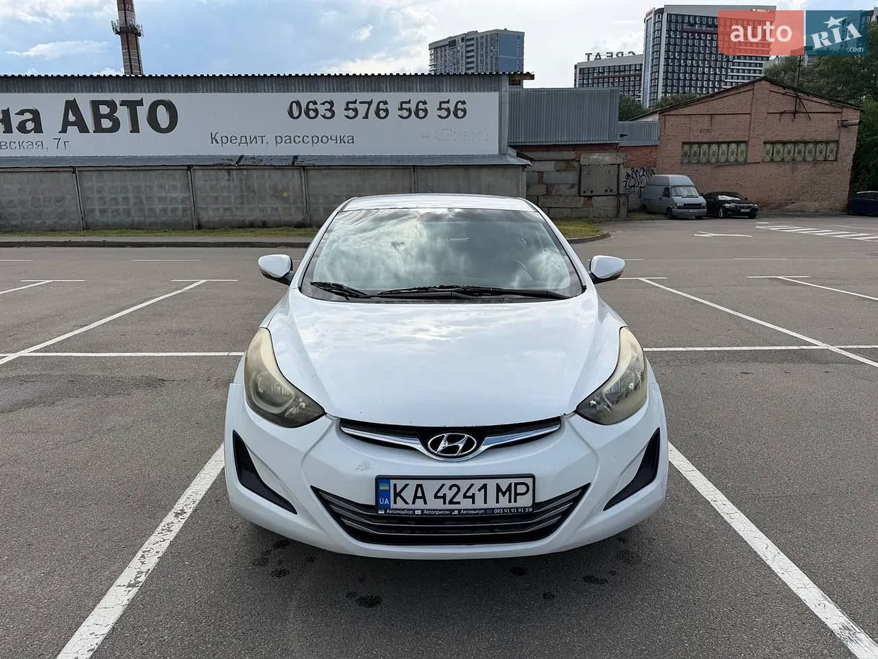 2016 Hyundai Elantra - мініатюра 16