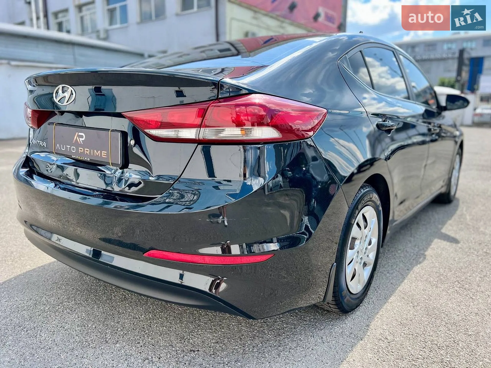 2017 Hyundai Elantra - мініатюра 34