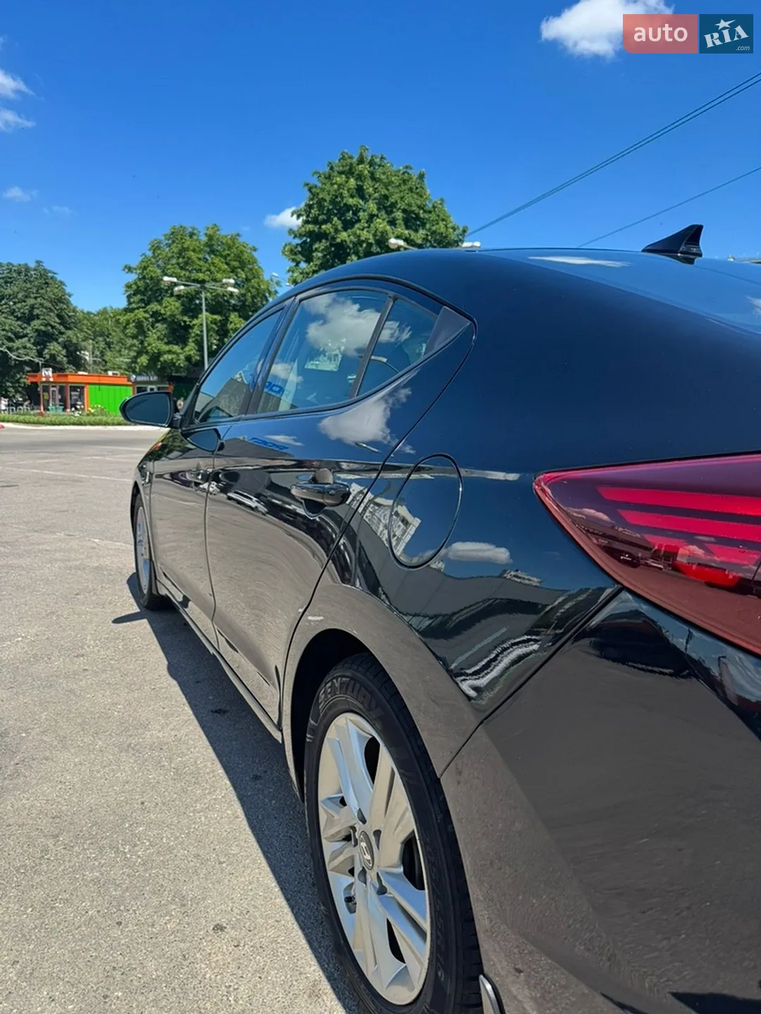 2019 Hyundai Elantra - мініатюра 14
