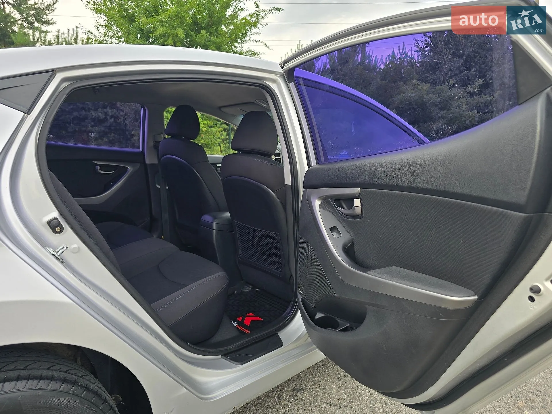 2011 Hyundai Elantra - мініатюра 53