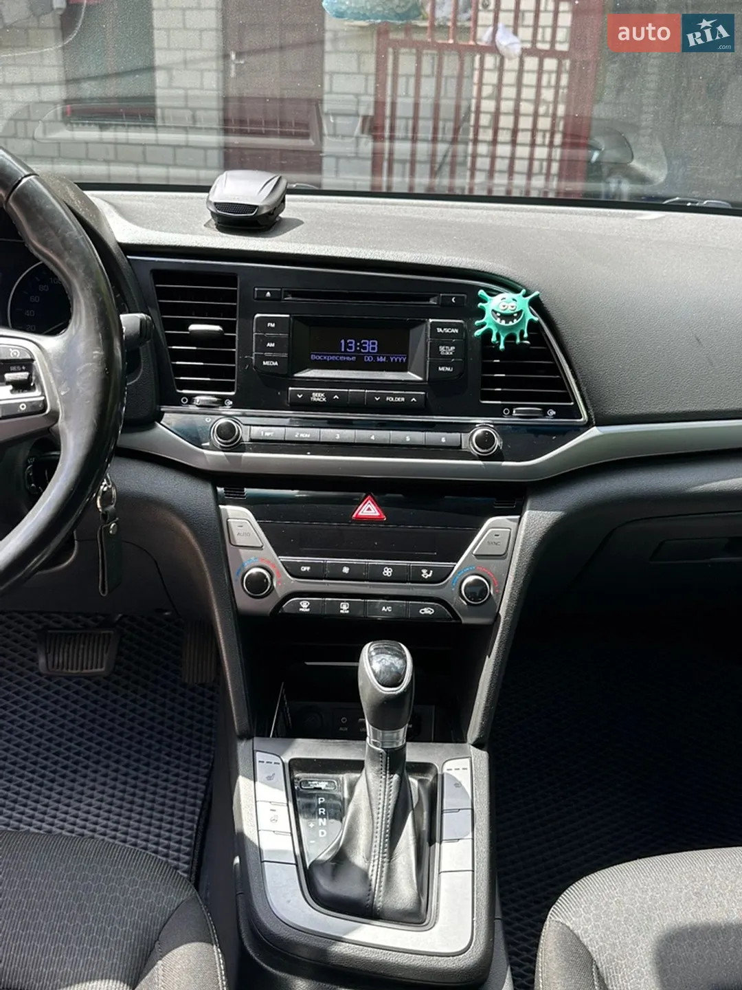 2018 Hyundai Elantra - мініатюра 10