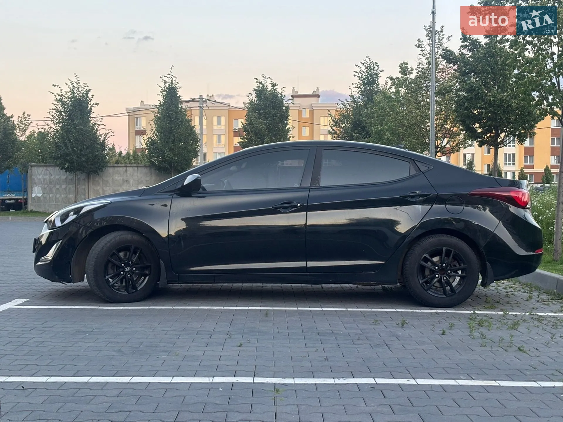 2015 Hyundai Elantra - мініатюра 4
