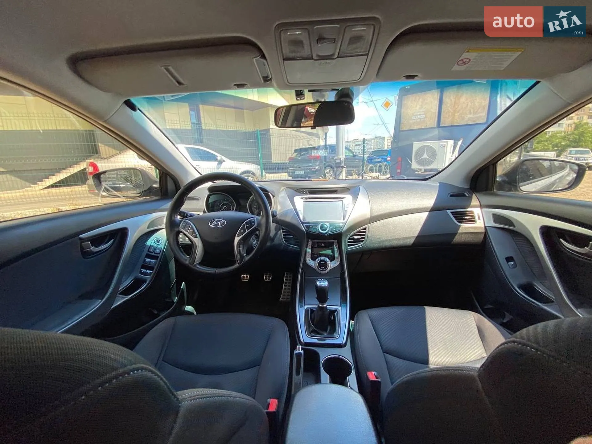 2011 Hyundai Elantra - мініатюра 11