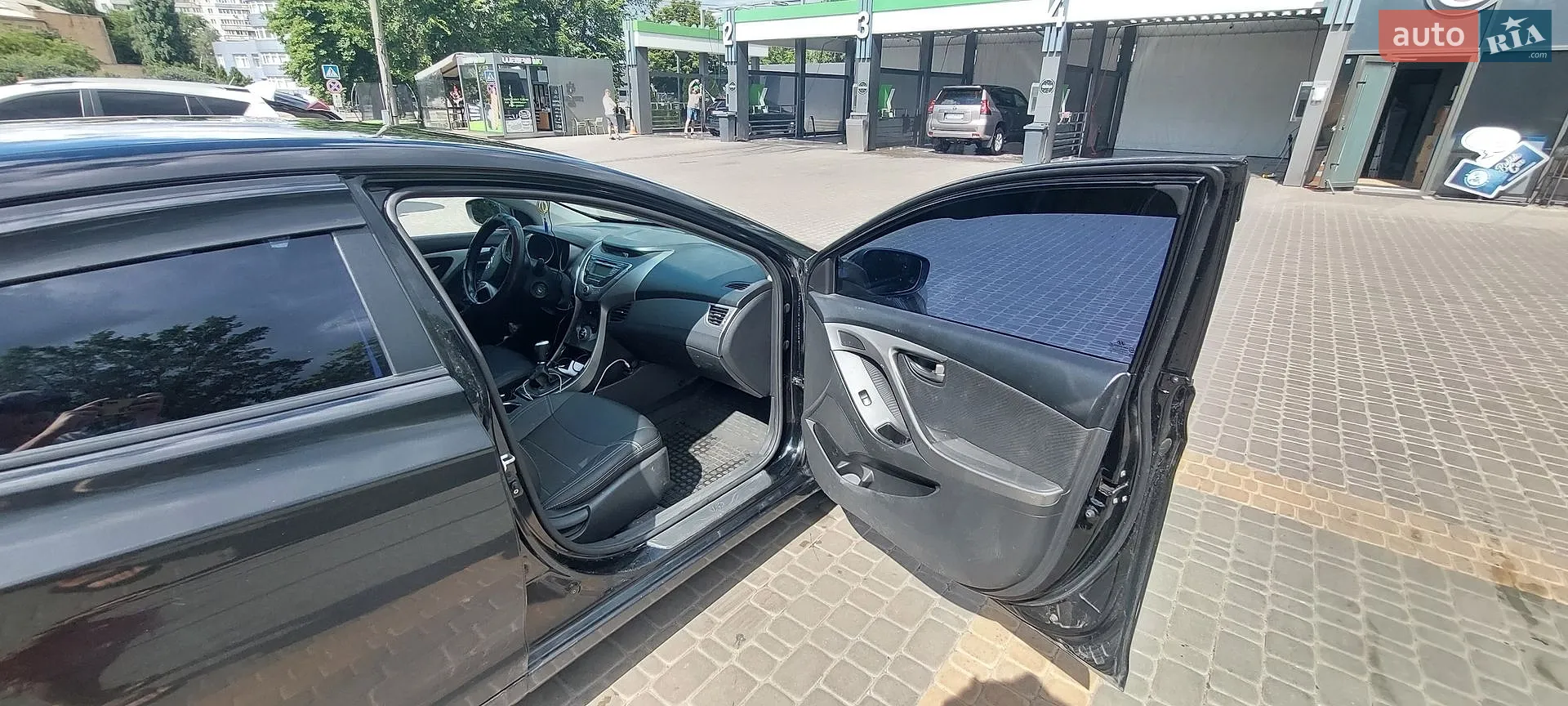 2013 Hyundai Elantra - мініатюра 16