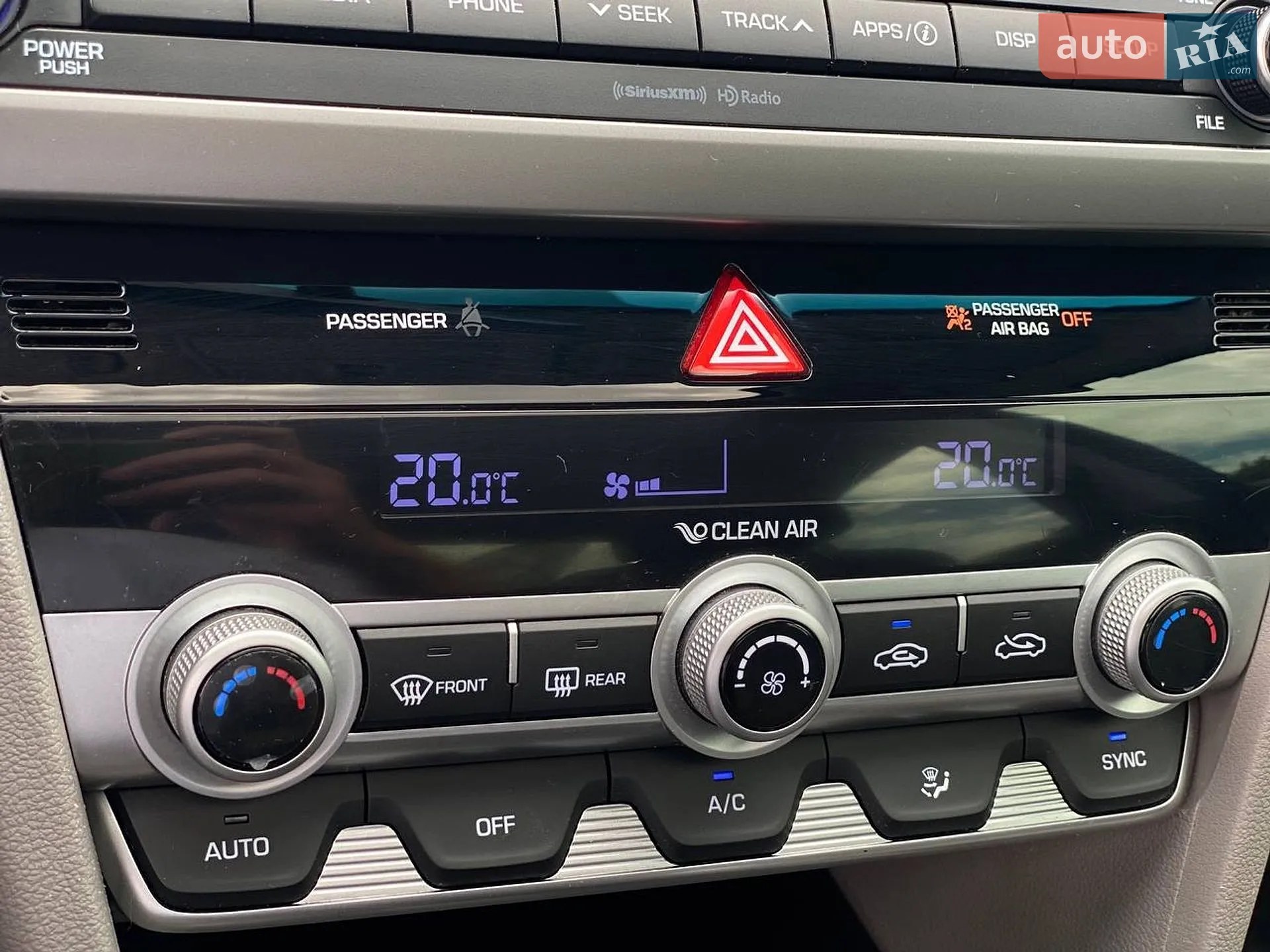 2018 Hyundai Elantra - мініатюра 37