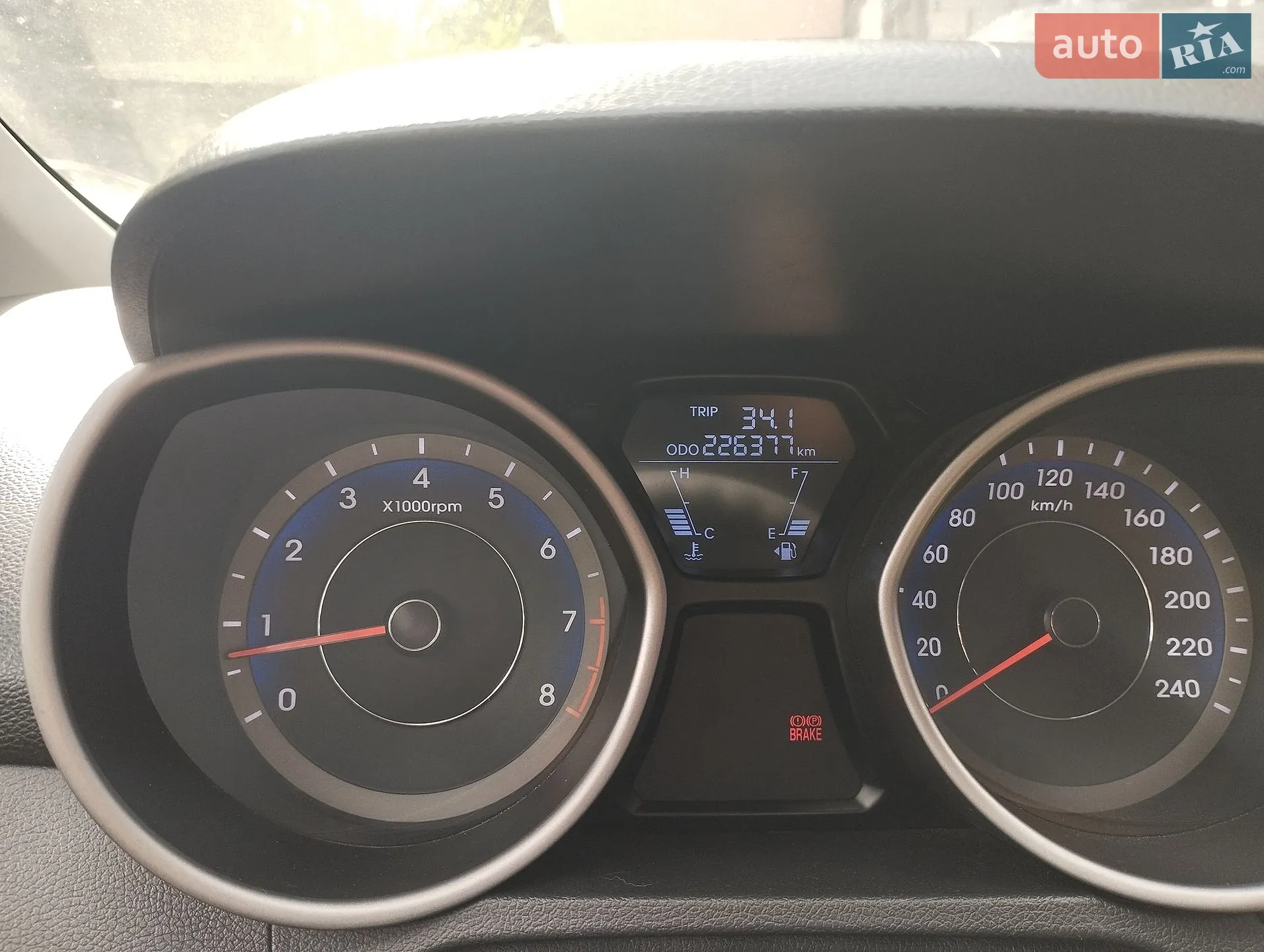 2013 Hyundai Elantra - мініатюра 15