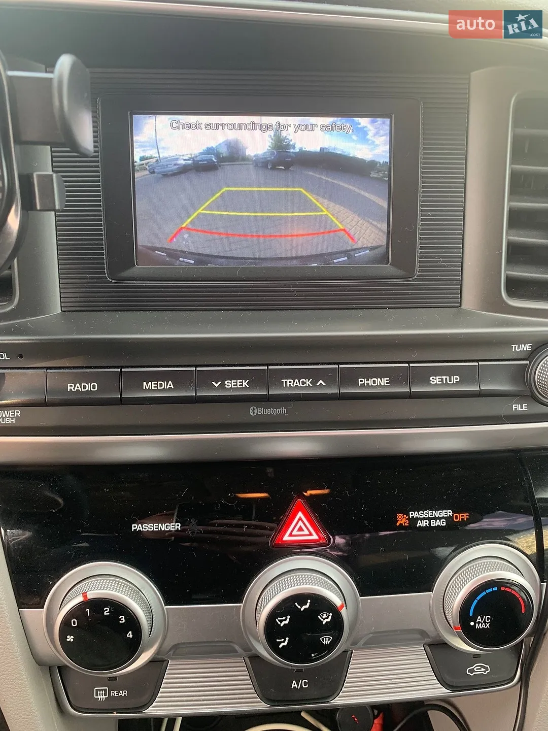 2019 Hyundai Elantra - мініатюра 14