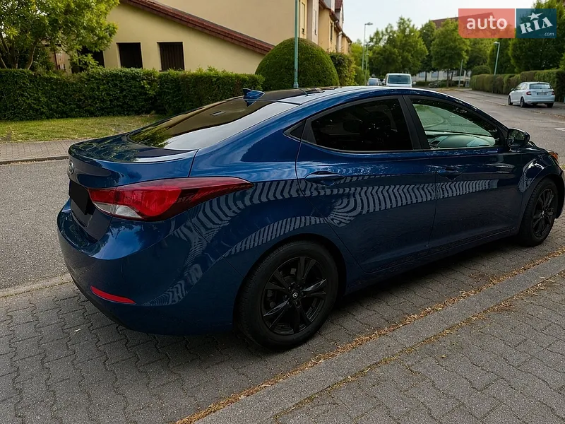 Hyundai Elantra 2015 VIN 5NPDH4AE7GH762430 фото оголошення 2 з 56
