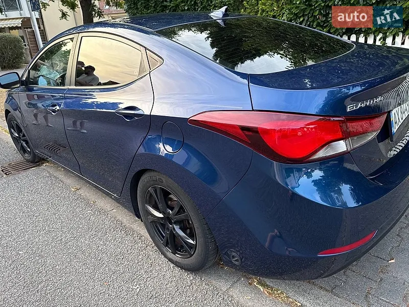 Hyundai Elantra 2015 VIN 5NPDH4AE7GH762430 фото оголошення 7 з 56