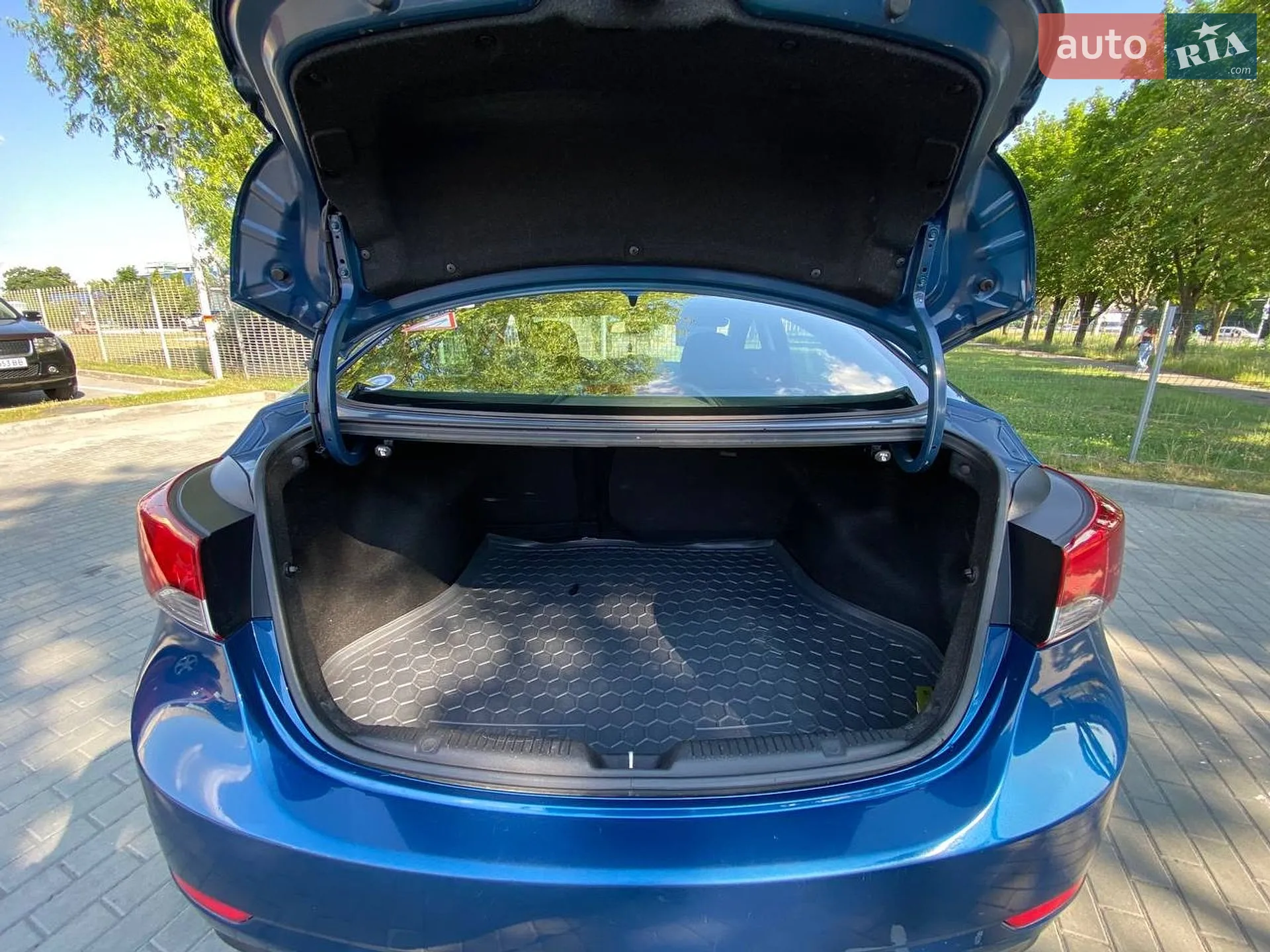 2014 Hyundai Elantra - мініатюра 21