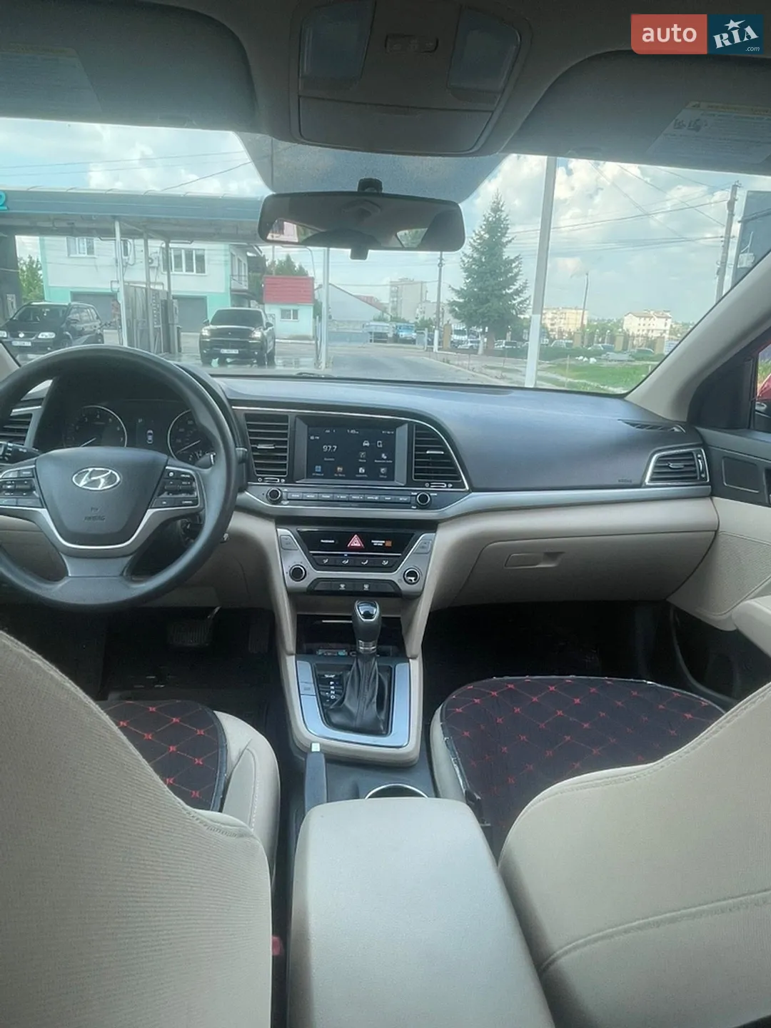 2018 Hyundai Elantra - мініатюра 8