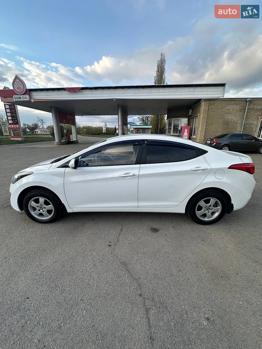 2013 Hyundai Elantra - мініатюра 6
