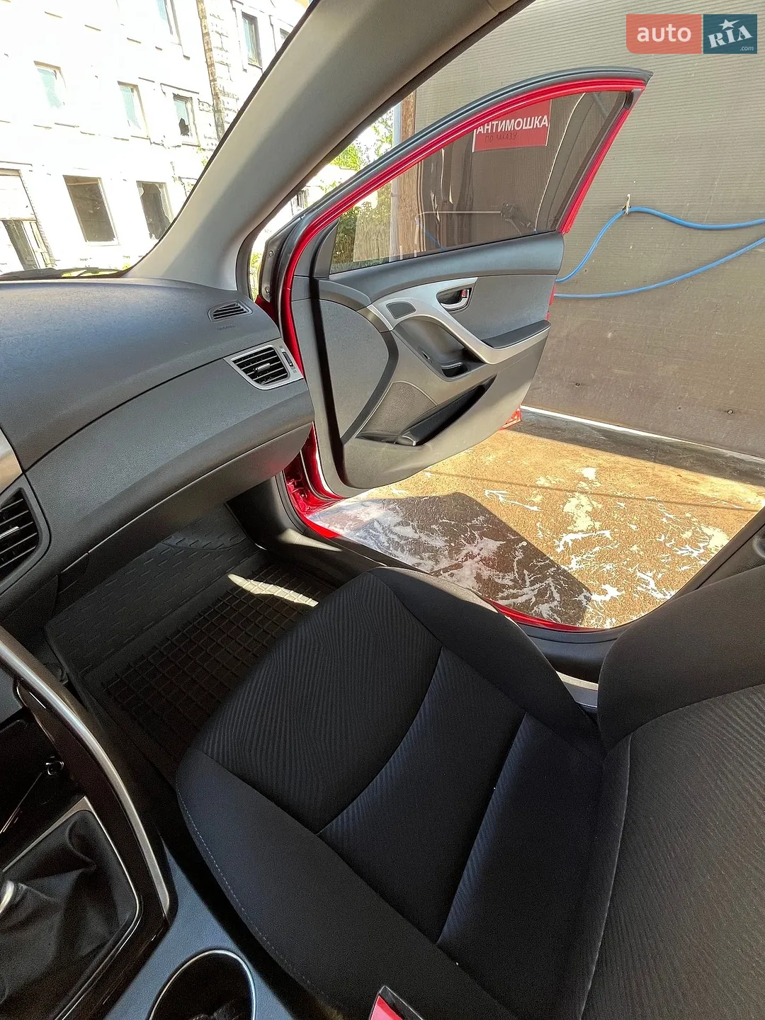 2013 Hyundai Elantra - мініатюра 9