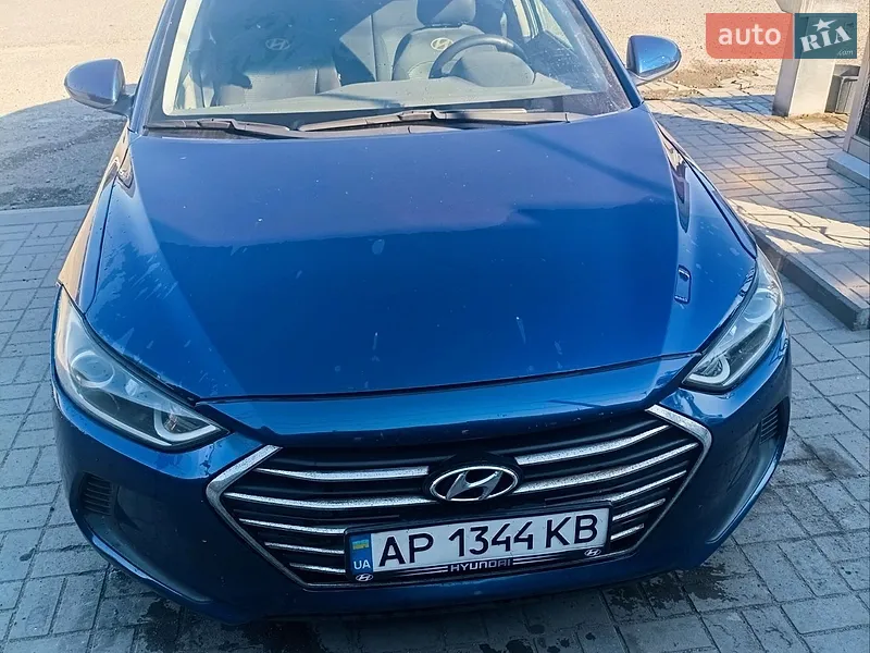 Hyundai Elantra 2017