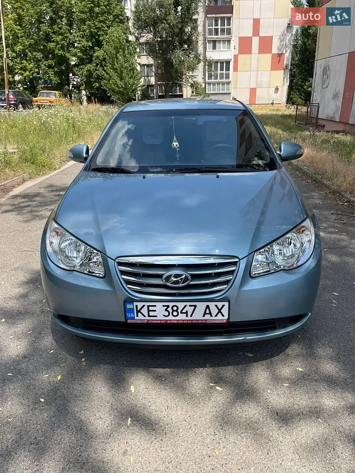 2011 Hyundai Elantra - мініатюра 11
