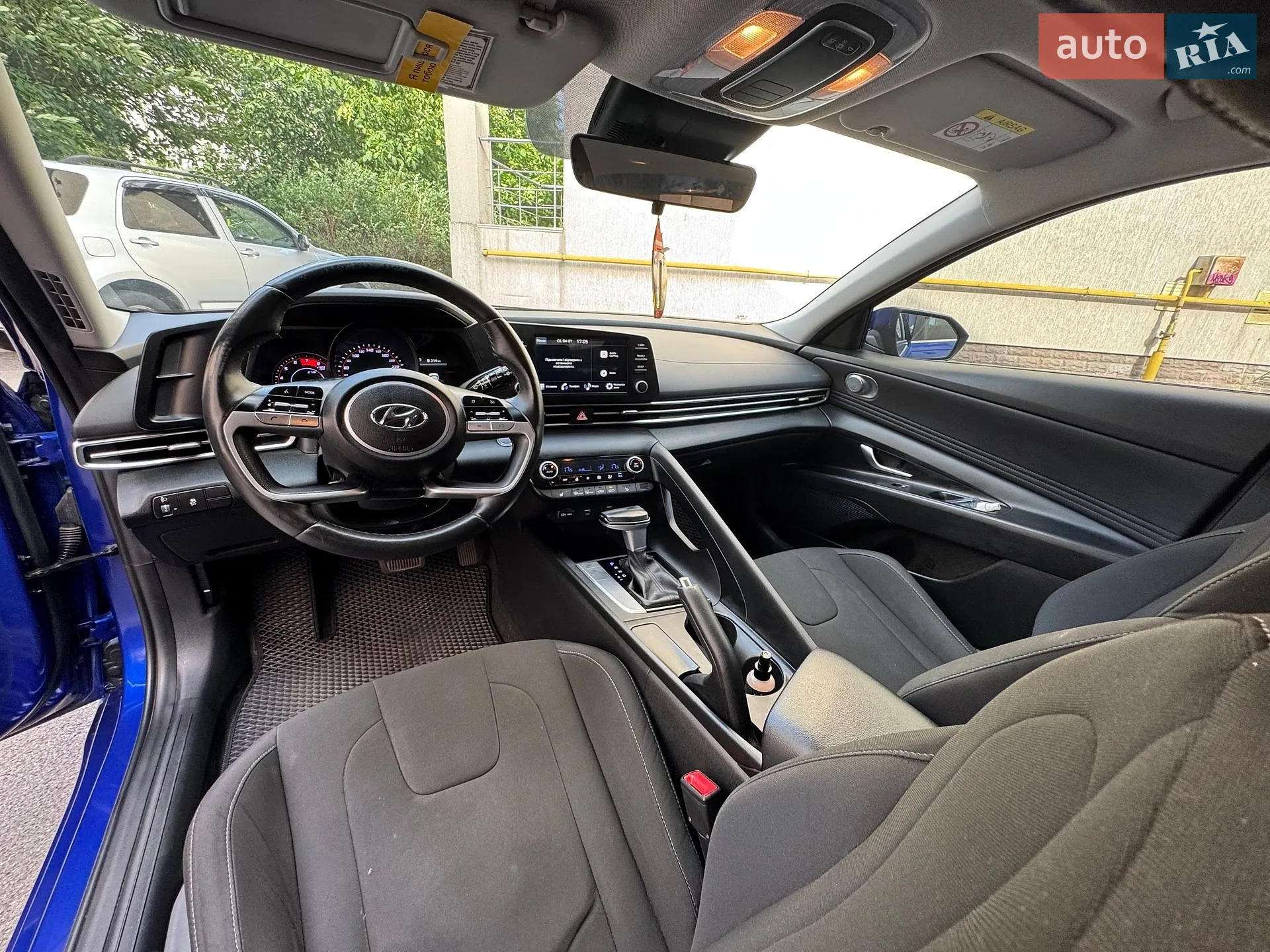 2022 Hyundai Elantra - мініатюра 16