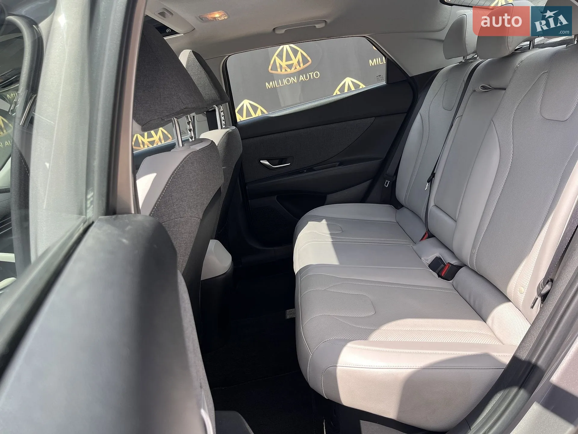 2021 Hyundai Elantra - мініатюра 11