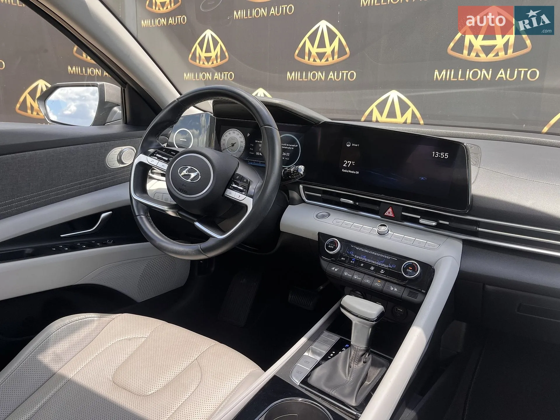 2021 Hyundai Elantra - мініатюра 17