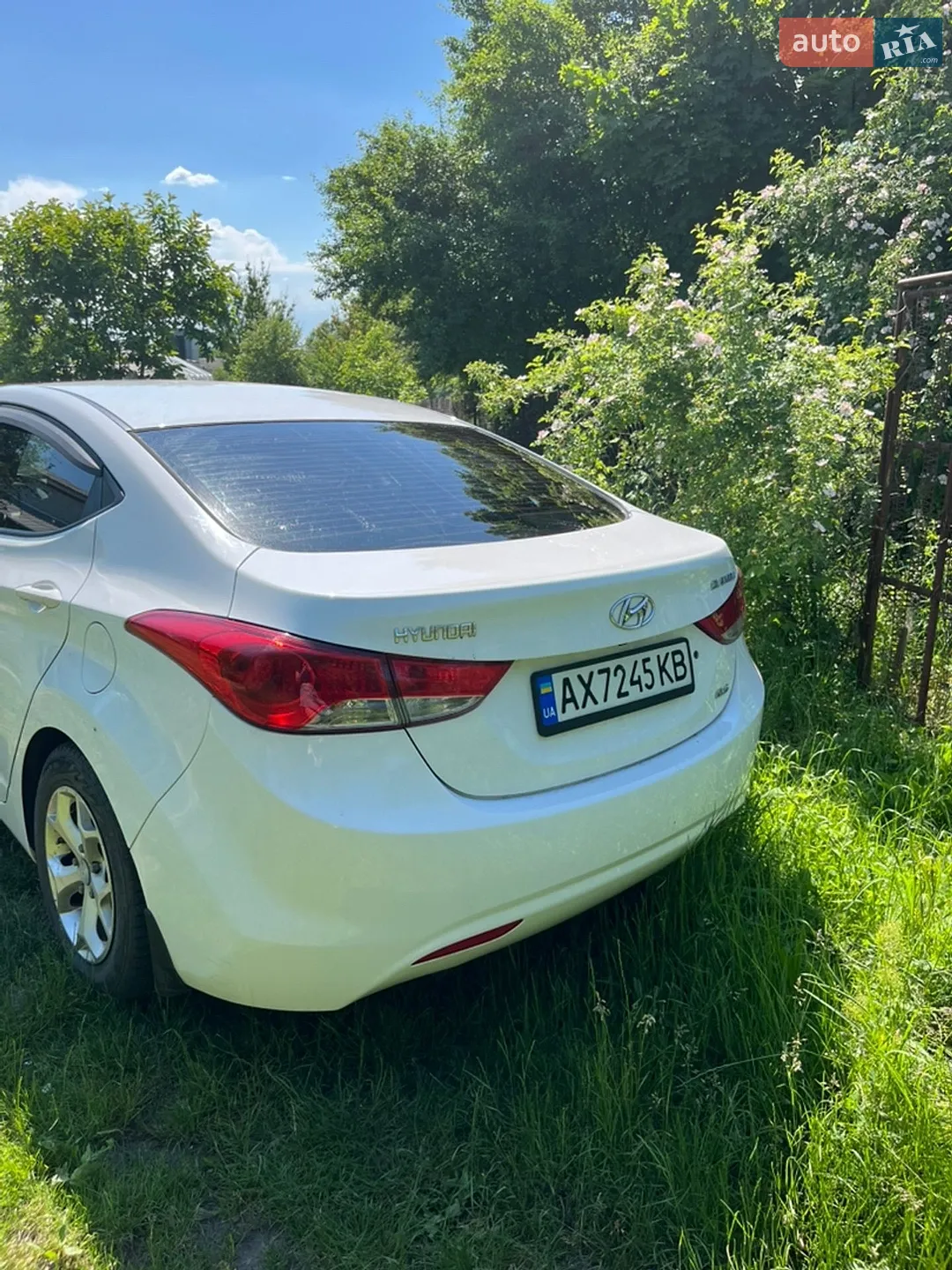 2013 Hyundai Elantra - мініатюра 3