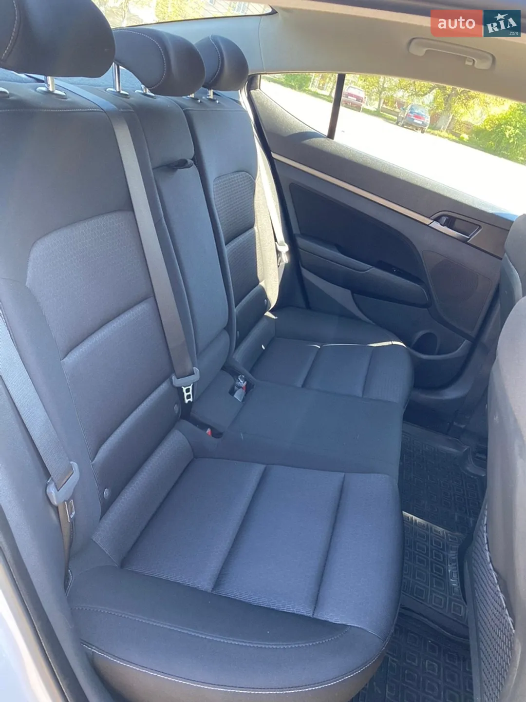 2018 Hyundai Elantra - мініатюра 7