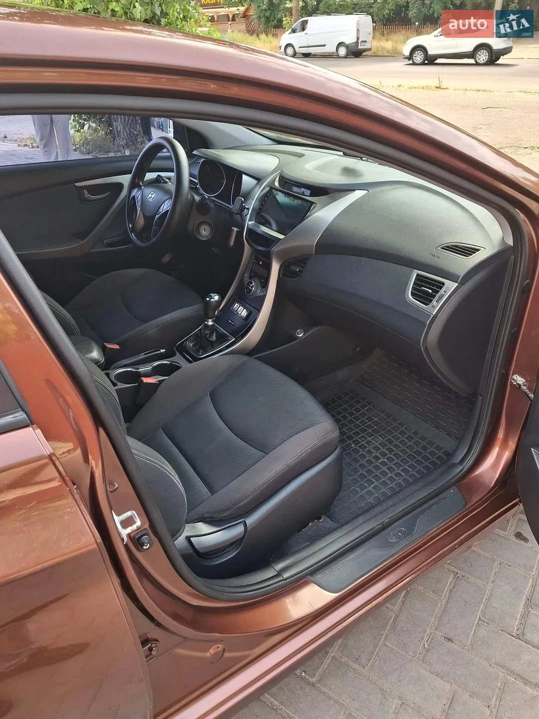 2013 Hyundai Elantra - мініатюра 8