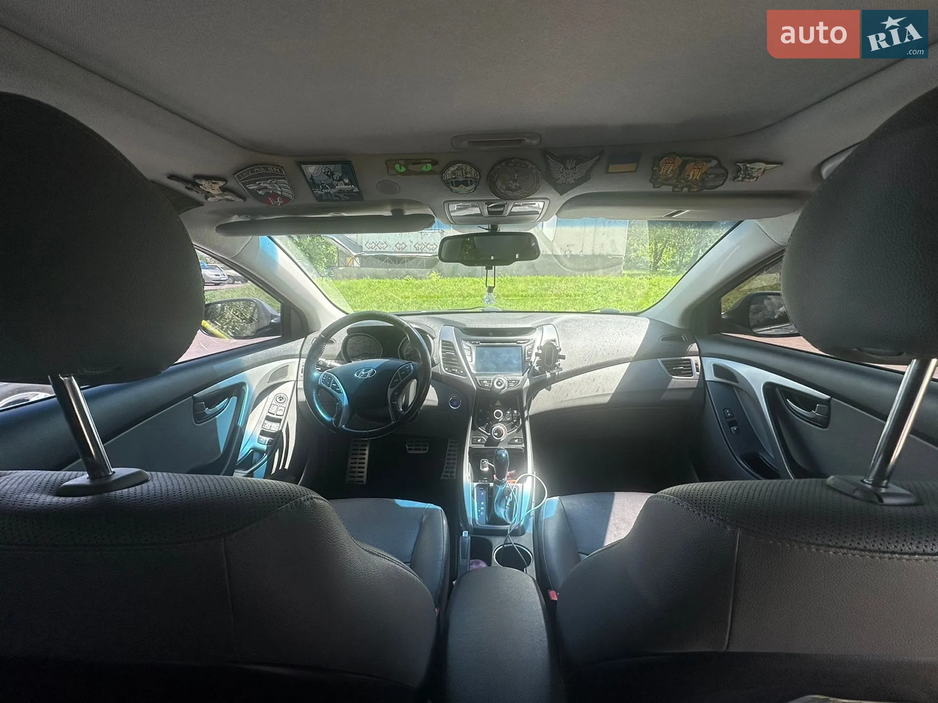 2014 Hyundai Elantra - мініатюра 16