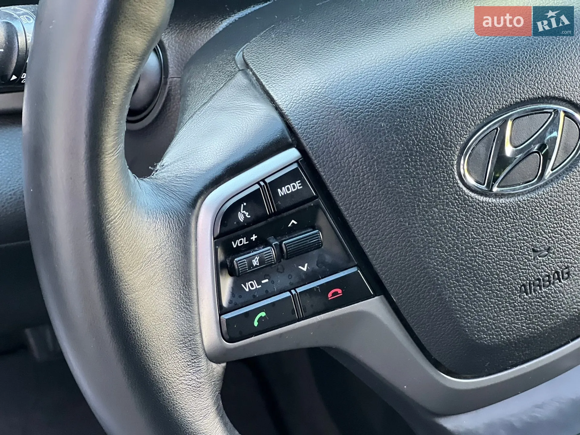 2017 Hyundai Elantra - мініатюра 52