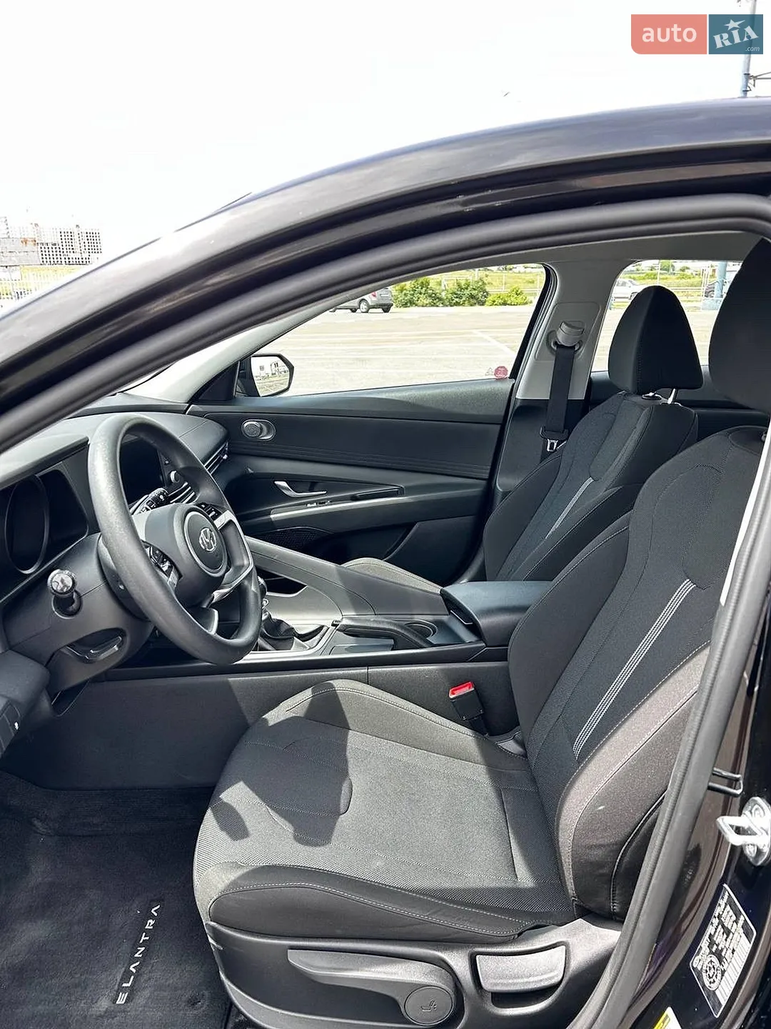 2020 Hyundai Elantra - мініатюра 10