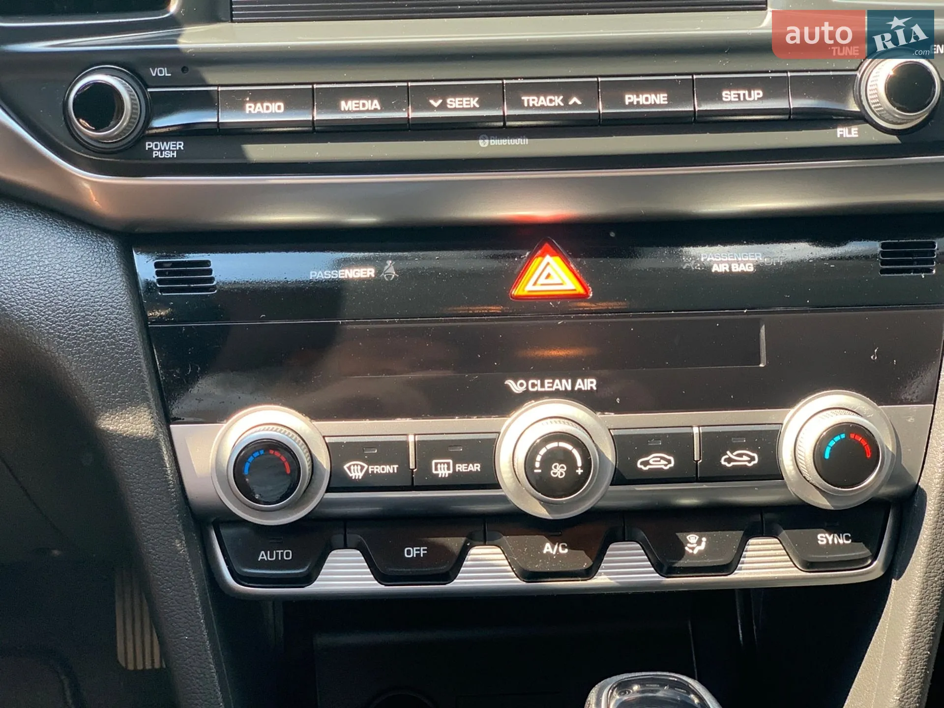 2019 Hyundai Elantra - мініатюра 35