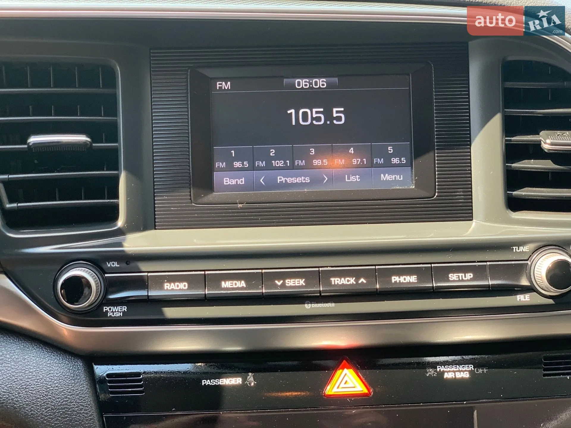 2019 Hyundai Elantra - мініатюра 33