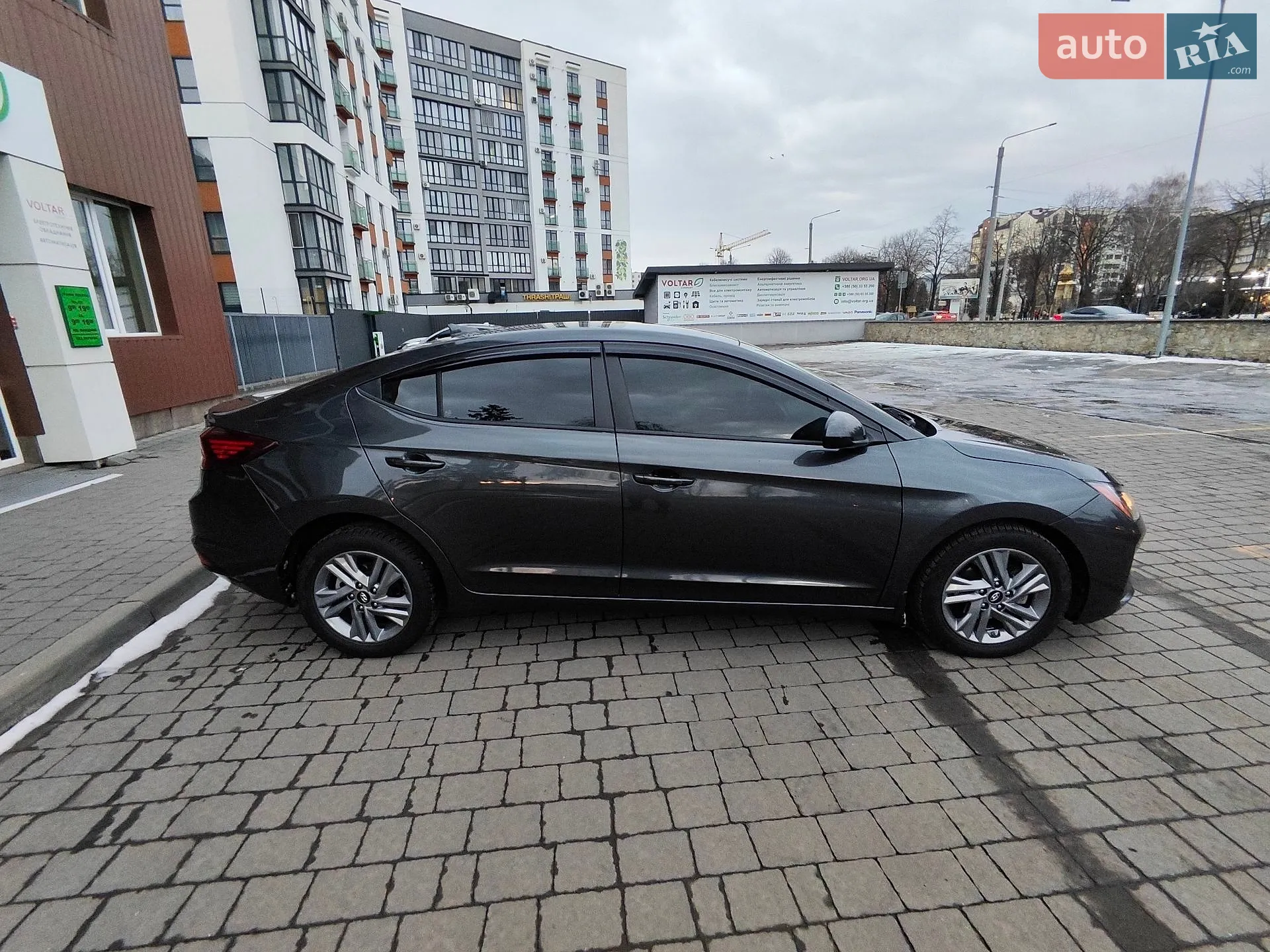 2019 Hyundai Elantra - мініатюра 2