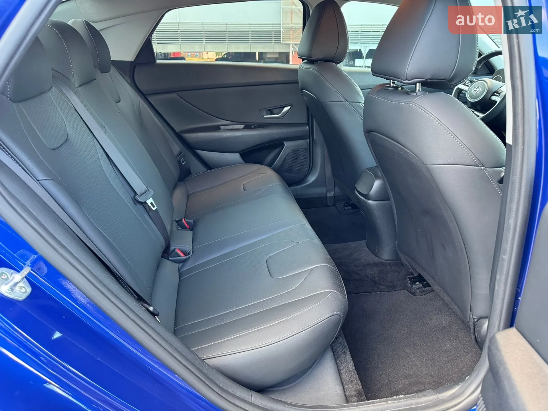 2021 Hyundai Elantra - мініатюра 31