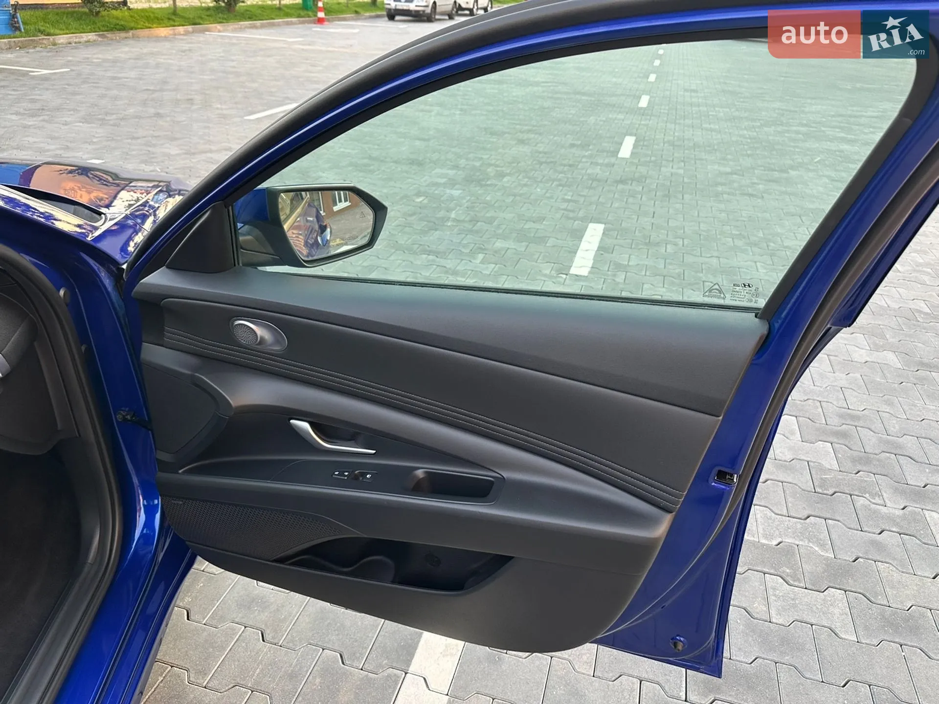 2023 Hyundai Elantra - мініатюра 26