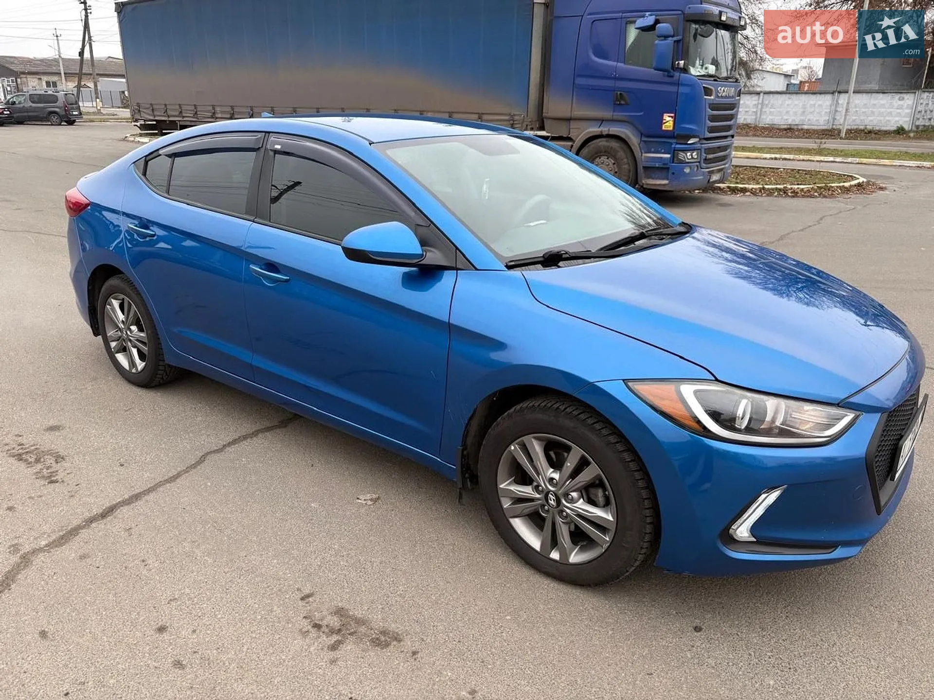 2017 Hyundai Elantra - фото 1