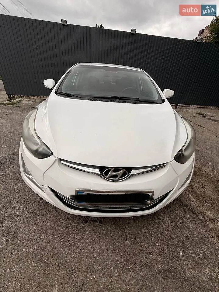 2014 Hyundai Elantra - мініатюра 15