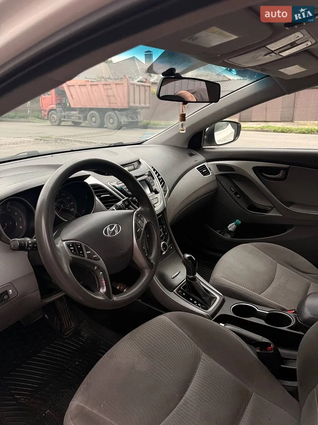 2013 Hyundai Elantra - мініатюра 5