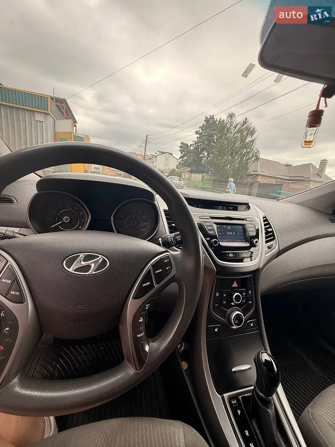 2013 Hyundai Elantra - мініатюра 3