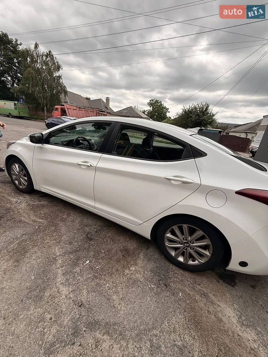 2013 Hyundai Elantra - мініатюра 7