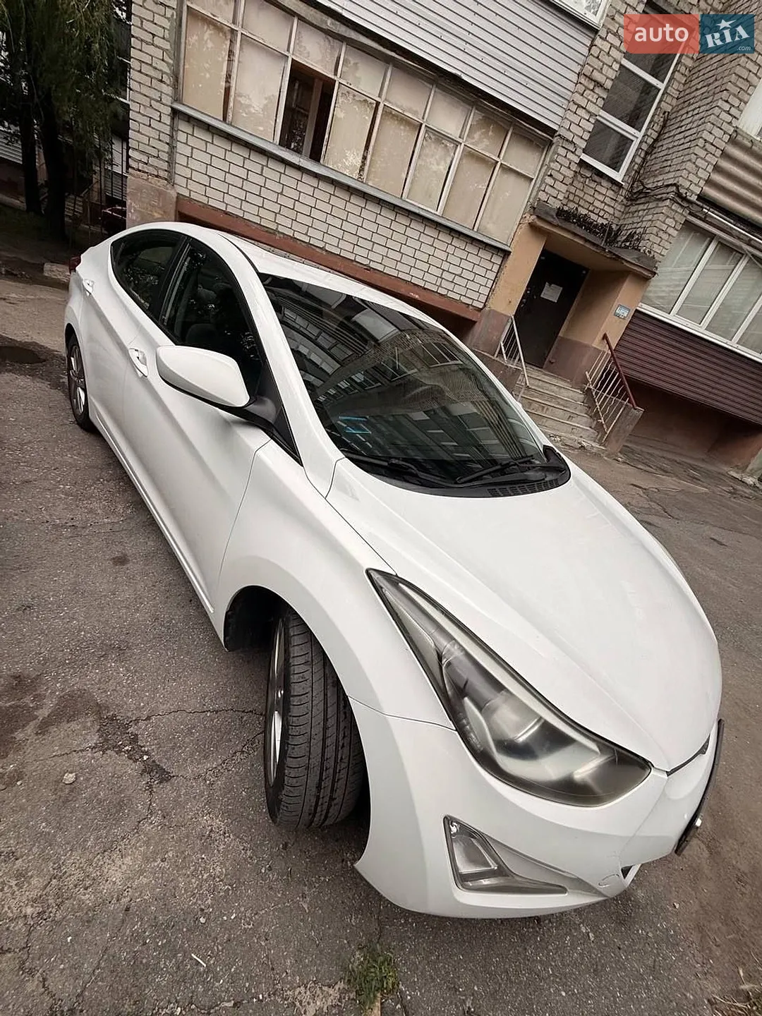2013 Hyundai Elantra - мініатюра 8