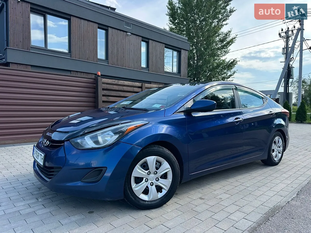 2015 Hyundai Elantra - мініатюра 16