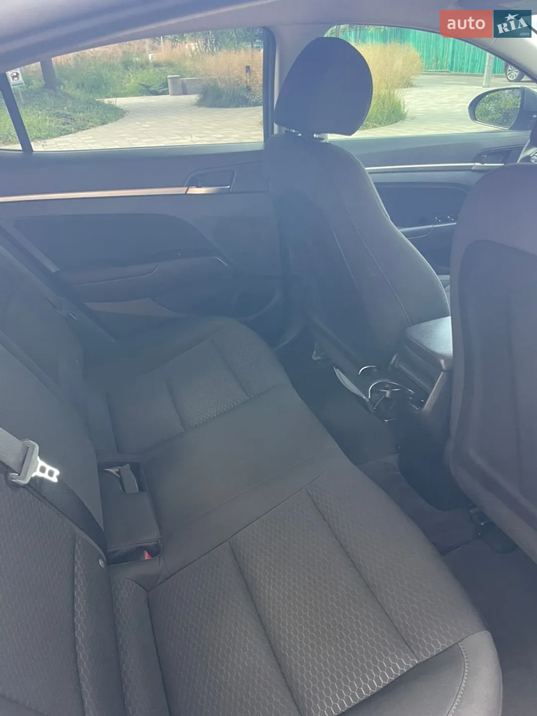 2019 Hyundai Elantra - мініатюра 15