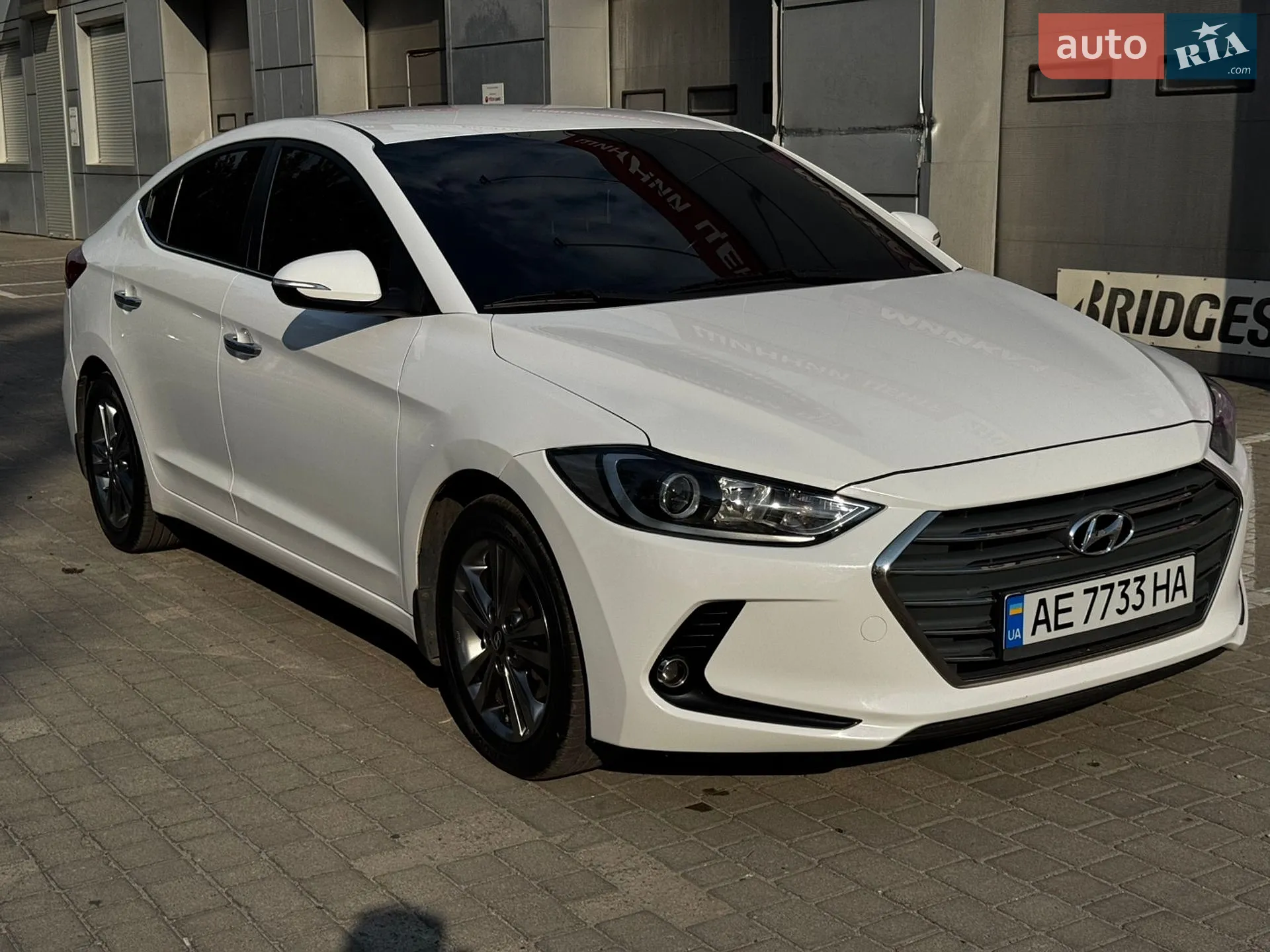 2016 Hyundai Elantra - мініатюра 5