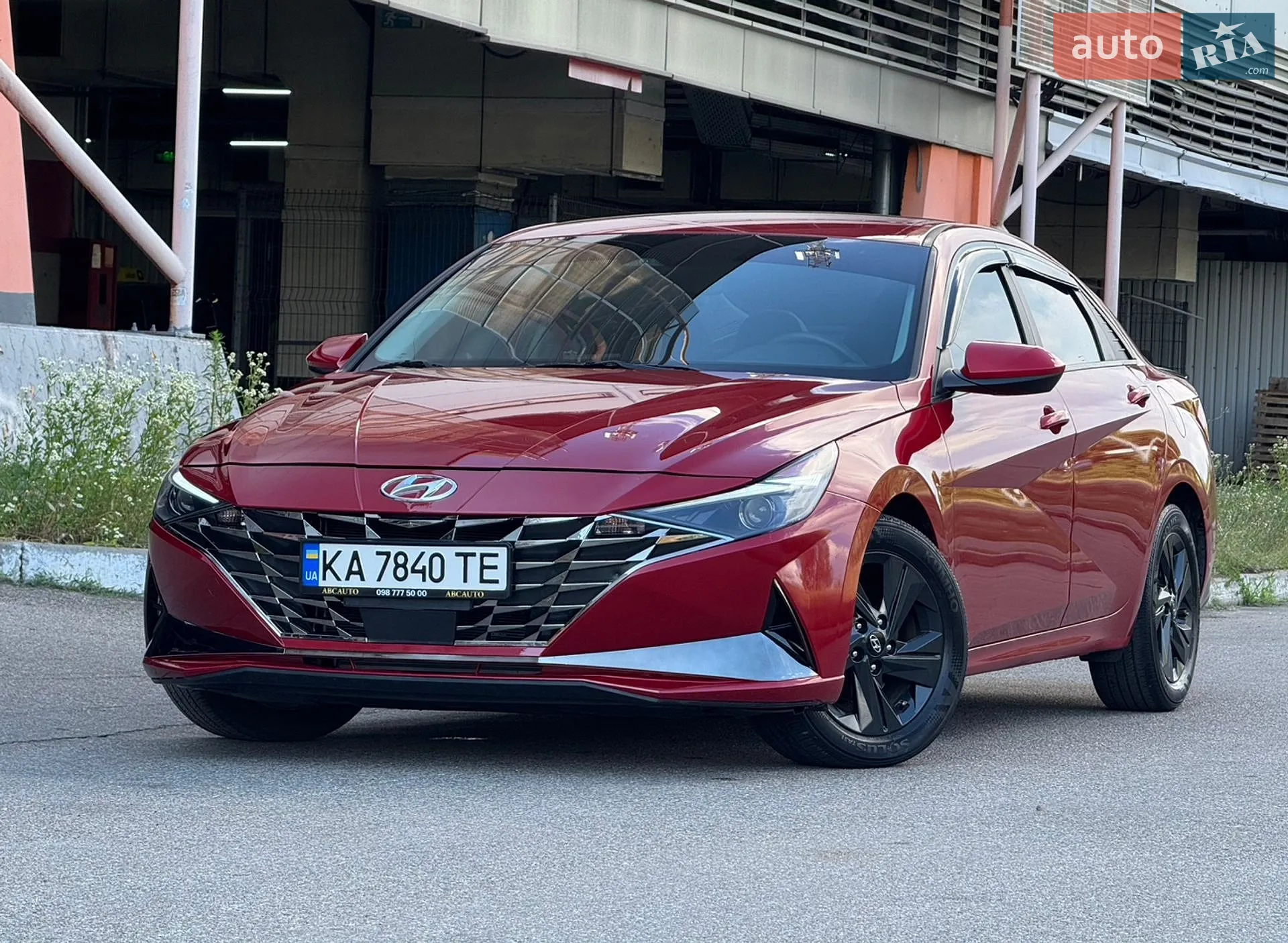 2022 Hyundai Elantra - фото 1